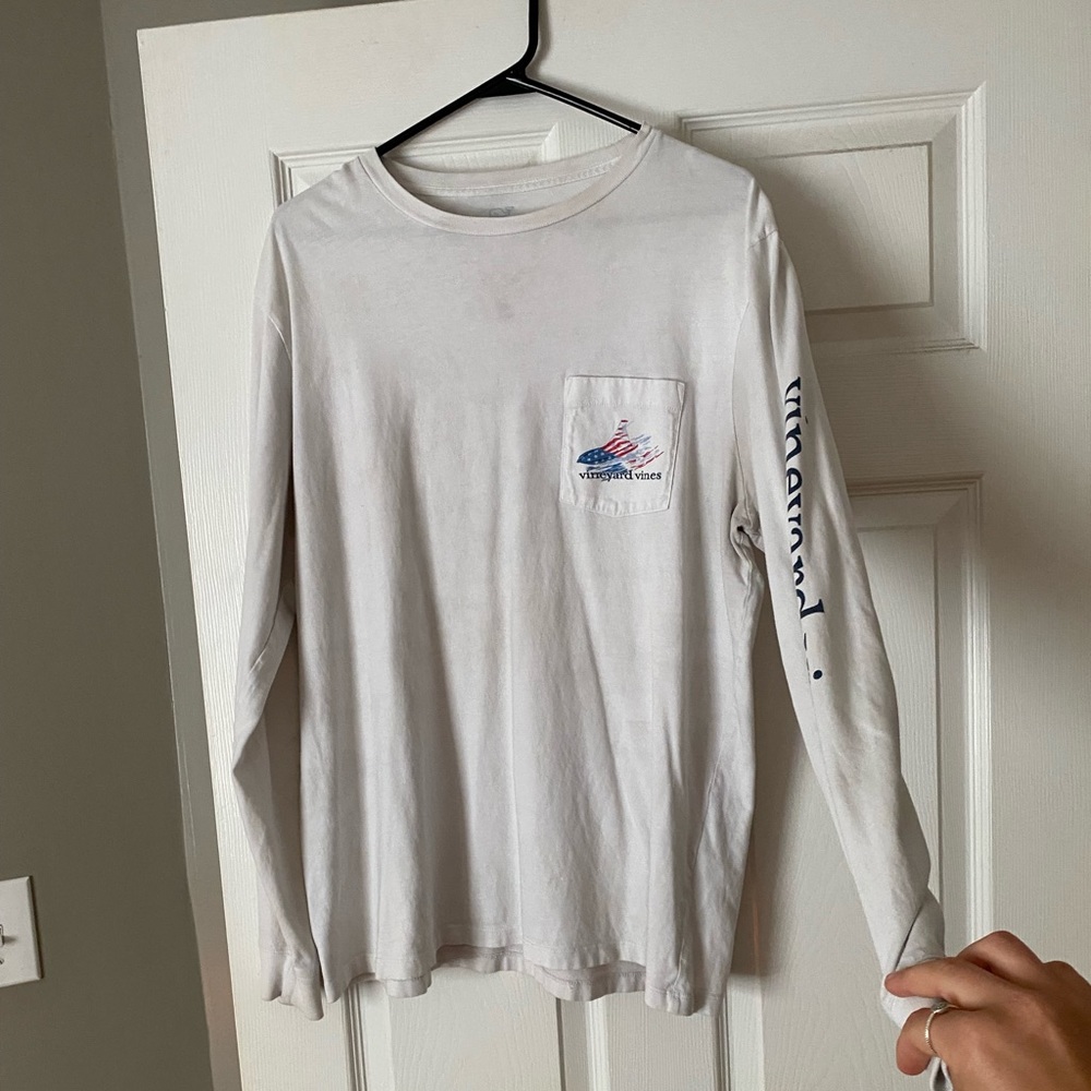 off white vineyard vines too